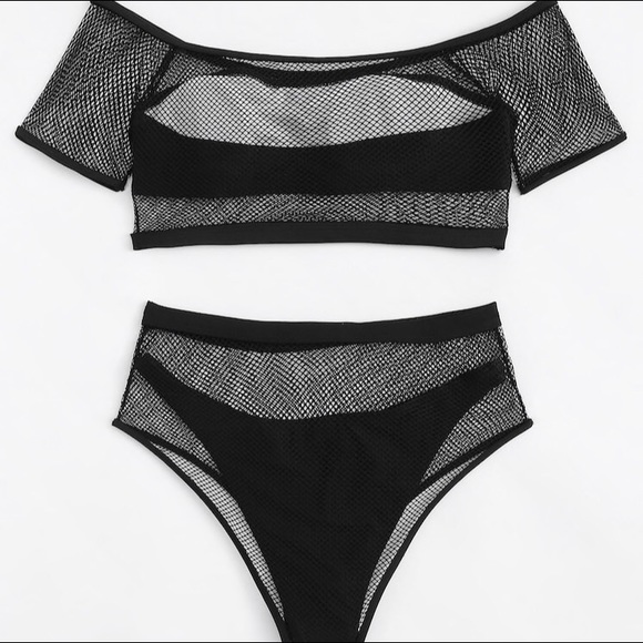 ❌SOLD ON MERCARI❌Two Piece set - Picture 2 of 5